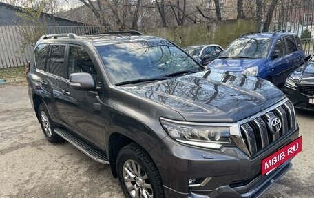 Toyota Land Cruiser Prado 150 рестайлинг 2, 2019 год, 6 000 000 рублей, 2 фотография