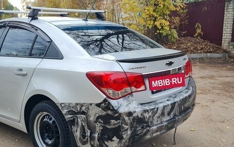 Chevrolet Cruze II, 2013 год, 830 000 рублей, 21 фотография