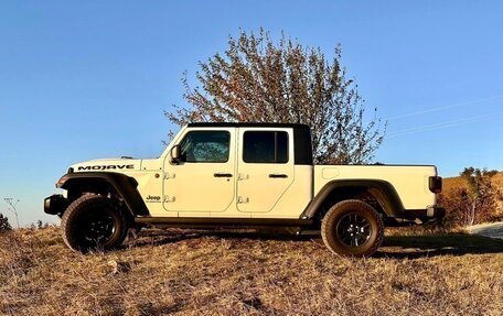 Jeep Gladiator, 2021 год, 6 016 500 рублей, 8 фотография