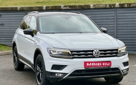 Volkswagen Tiguan II, 2019 год, 3 298 000 рублей, 4 фотография