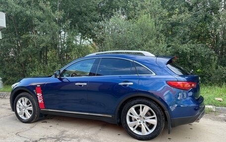 Infiniti QX70, 2014 год, 3 050 000 рублей, 7 фотография