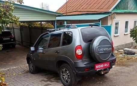 Chevrolet Niva I рестайлинг, 2015 год, 799 000 рублей, 5 фотография