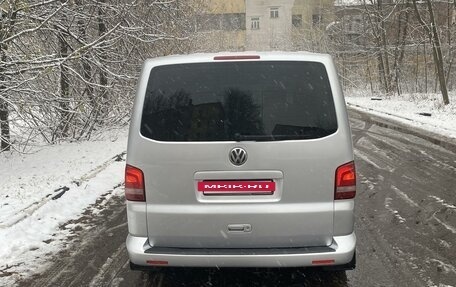 Volkswagen Caravelle T5, 2008 год, 1 800 000 рублей, 4 фотография