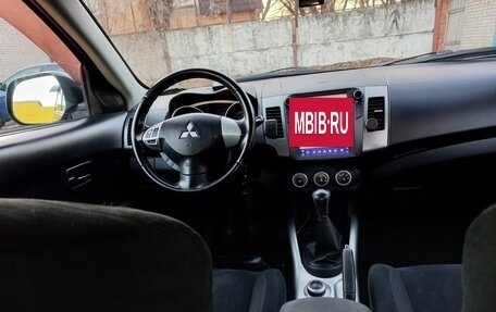 Mitsubishi Outlander III рестайлинг 3, 2008 год, 1 450 000 рублей, 33 фотография