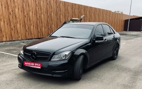 Mercedes-Benz C-Класс, 2011 год, 1 270 000 рублей, 2 фотография