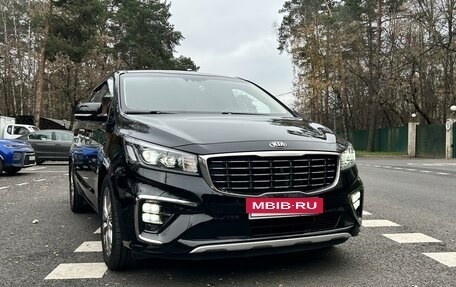 KIA Carnival III, 2019 год, 2 390 000 рублей, 8 фотография