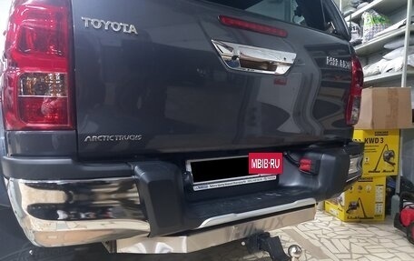 Toyota Hilux VIII, 2018 год, 6 500 000 рублей, 27 фотография