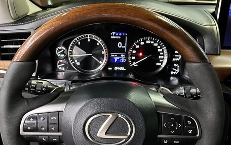 Lexus LX III, 2017 год, 8 500 000 рублей, 13 фотография