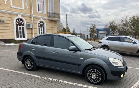 KIA Rio II, 2009 год, 695 000 рублей, 2 фотография