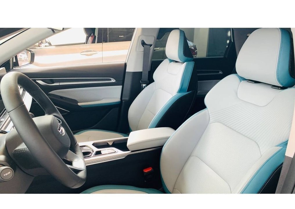 Geely Emgrand 7, 2024 год, 2 367 990 рублей, 6 фотография