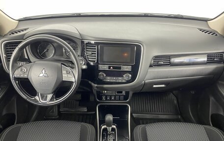 Mitsubishi Outlander III рестайлинг 3, 2019 год, 2 649 000 рублей, 7 фотография