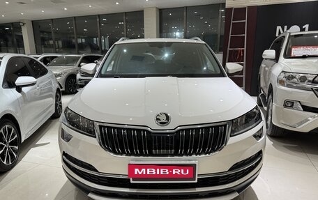 Skoda Karoq I, 2020 год, 1 765 000 рублей, 2 фотография