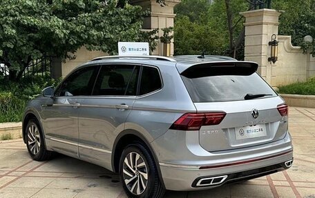 Volkswagen Tiguan II, 2022 год, 2 787 450 рублей, 4 фотография