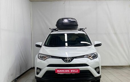 Toyota RAV4, 2018 год, 2 850 000 рублей, 2 фотография