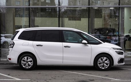 Citroen C4 Picasso II рестайлинг, 2017 год, 1 729 000 рублей, 5 фотография