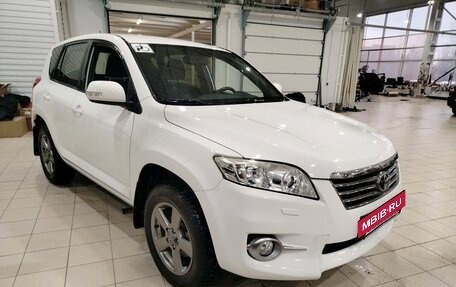 Toyota RAV4, 2012 год, 1 620 000 рублей, 2 фотография