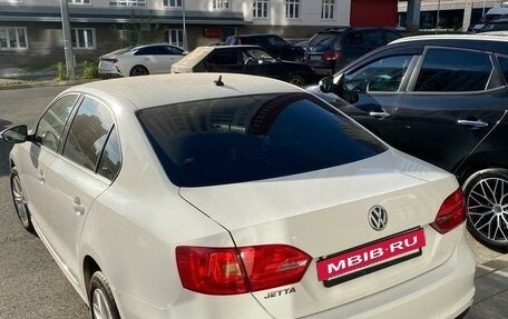 Volkswagen Jetta VI, 2012 год, 1 298 000 рублей, 2 фотография