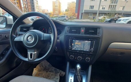 Volkswagen Jetta VI, 2012 год, 1 298 000 рублей, 14 фотография