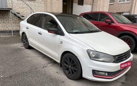 Volkswagen Polo VI (EU Market), 2015 год, 830 000 рублей, 1 фотография