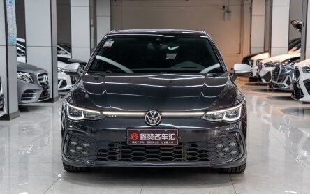 Volkswagen Golf GTI, 2021 год, 2 800 000 рублей, 2 фотография