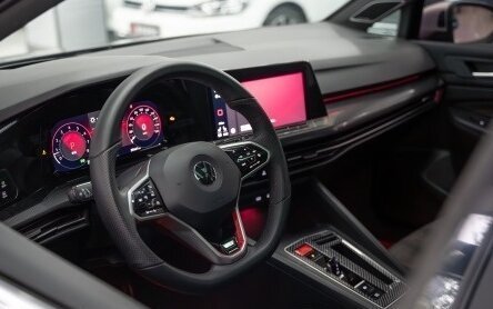 Volkswagen Golf GTI, 2021 год, 2 800 000 рублей, 9 фотография