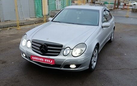 Mercedes-Benz E-Класс, 2002 год, 550 000 рублей, 8 фотография