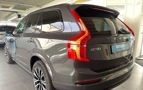 Volvo XC90 II рестайлинг, 2024 год, 10 900 000 рублей, 4 фотография