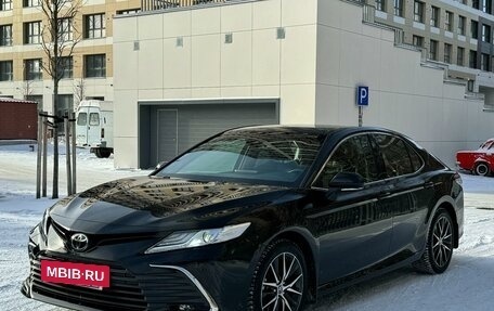 Toyota Camry, 2021 год, 4 490 000 рублей, 9 фотография