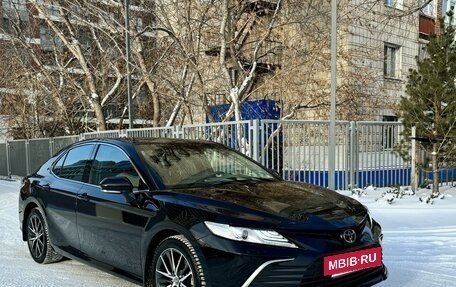 Toyota Camry, 2021 год, 4 490 000 рублей, 2 фотография