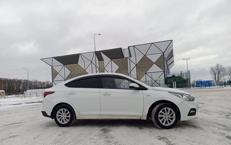 Hyundai Solaris II рестайлинг, 2018 год, 930 000 рублей, 5 фотография