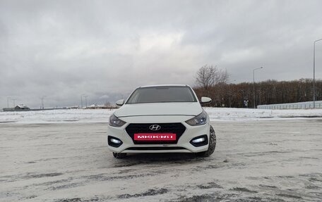 Hyundai Solaris II рестайлинг, 2018 год, 930 000 рублей, 2 фотография