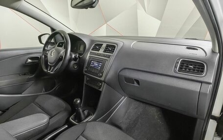 Volkswagen Polo VI (EU Market), 2017 год, 1 125 000 рублей, 8 фотография