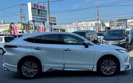 Toyota Harrier, 2021 год, 2 870 000 рублей, 3 фотография