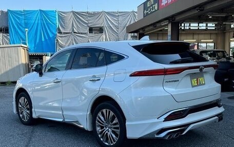 Toyota Harrier, 2021 год, 2 870 000 рублей, 4 фотография