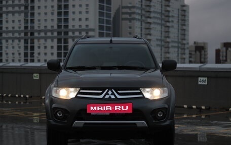 Mitsubishi Pajero Sport II рестайлинг, 2015 год, 1 769 000 рублей, 2 фотография