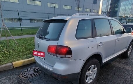 Volkswagen Touareg III, 2007 год, 900 000 рублей, 2 фотография