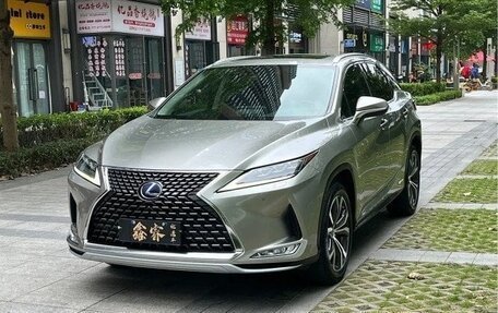 Lexus RX IV рестайлинг, 2021 год, 6 320 000 рублей, 1 фотография