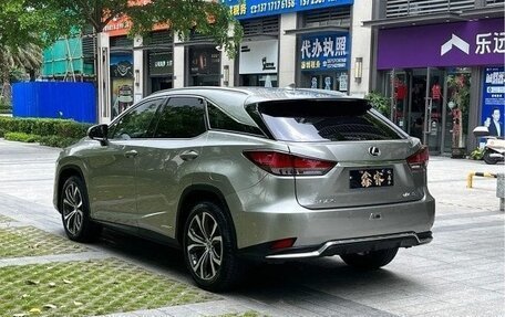 Lexus RX IV рестайлинг, 2021 год, 6 320 000 рублей, 5 фотография