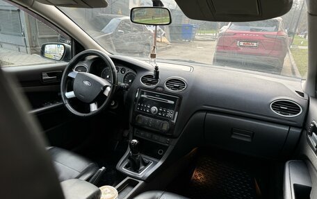 Ford Focus II рестайлинг, 2006 год, 375 000 рублей, 17 фотография