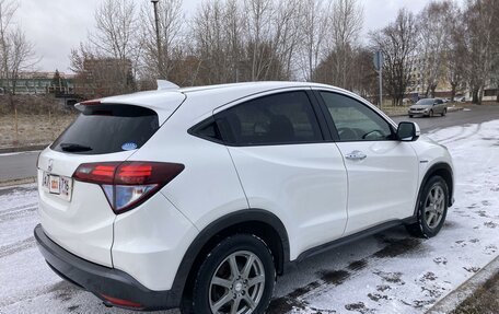 Honda Vezel, 2014 год, 1 300 000 рублей, 4 фотография