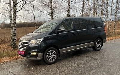 Hyundai Grand Starex Grand Starex I рестайлинг 2, 2020 год, 4 600 000 рублей, 1 фотография