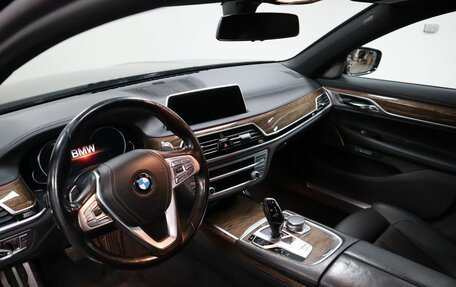 BMW 7 серия, 2016 год, 3 300 000 рублей, 15 фотография