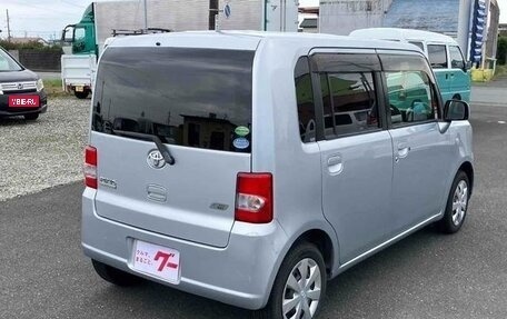 Toyota Pixis Space, 2012 год, 560 016 рублей, 4 фотография