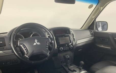 Mitsubishi Pajero IV, 2014 год, 2 650 000 рублей, 11 фотография