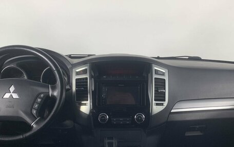 Mitsubishi Pajero IV, 2014 год, 2 650 000 рублей, 14 фотография