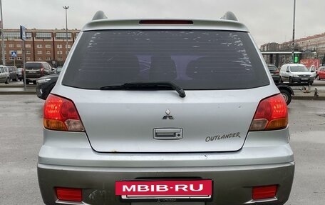 Mitsubishi Outlander III рестайлинг 3, 2003 год, 550 000 рублей, 9 фотография