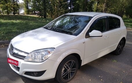 Opel Astra H, 2011 год, 780 000 рублей, 2 фотография