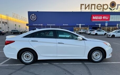 Hyundai Sonata VI, 2014 год, 1 590 000 рублей, 6 фотография