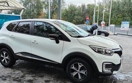 Renault Kaptur I рестайлинг, 2019 год, 1 800 000 рублей, 4 фотография