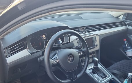 Volkswagen Passat B8 рестайлинг, 2016 год, 2 080 000 рублей, 7 фотография